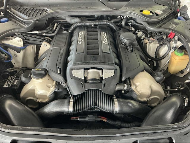 Porsche panamera turbo met iconische v8 biturbo youngtimer 500 pk 2010 btw auto - afbeelding 19 van  49