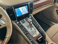 Porsche panamera turbo met iconische v8 biturbo youngtimer 500 pk 2010 btw auto - afbeelding 25 van  49