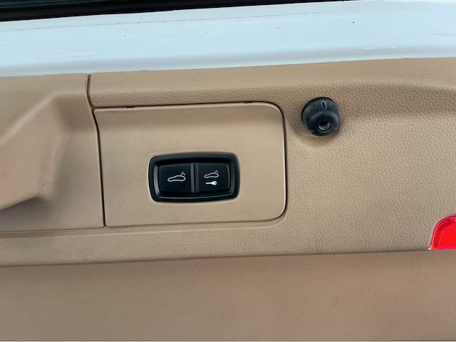 Porsche panamera turbo met iconische v8 biturbo youngtimer 500 pk 2010 btw auto - afbeelding 29 van  49