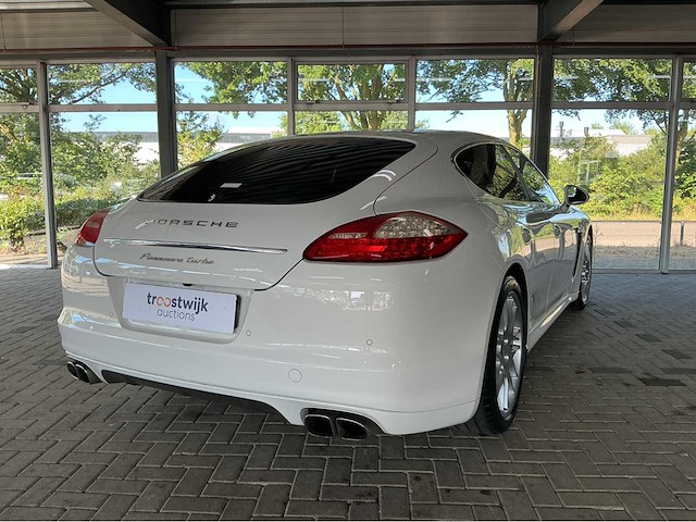 Porsche panamera turbo met iconische v8 biturbo youngtimer 500 pk 2010 btw auto - afbeelding 9 van  49