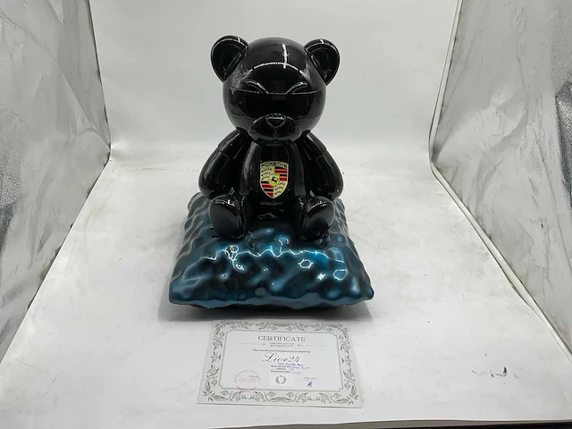 Porsche sculptuur - afbeelding 3 van  5