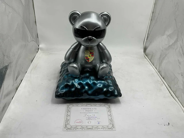 Porsche sculptuur - afbeelding 3 van  6