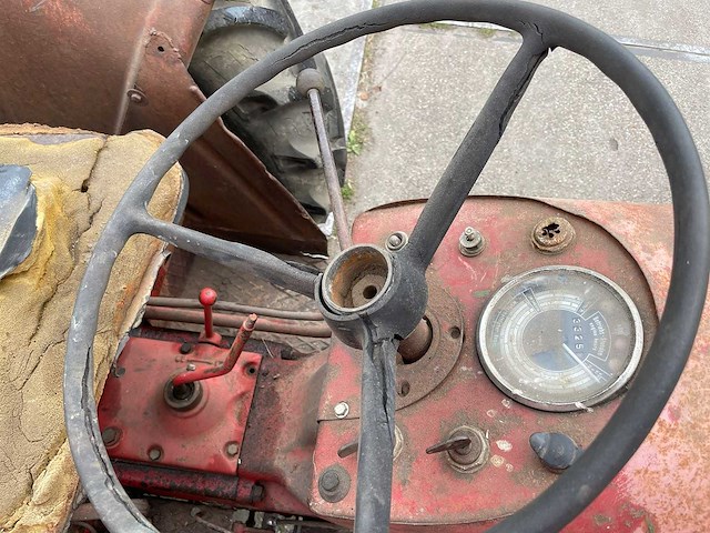 Porsche standard star 219 diesel - oldtimer tractor - afbeelding 15 van  15