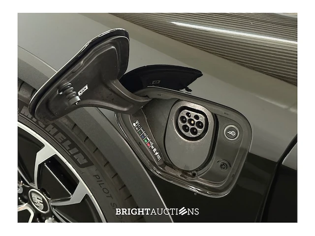 Porsche taycan 4s 93 kwh 2022, x-274-fs - afbeelding 37 van  48