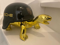 Porsche turtle sculptuur - afbeelding 1 van  5