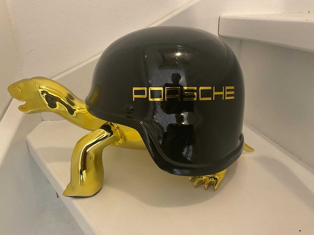 Porsche turtle sculptuur - afbeelding 4 van  7
