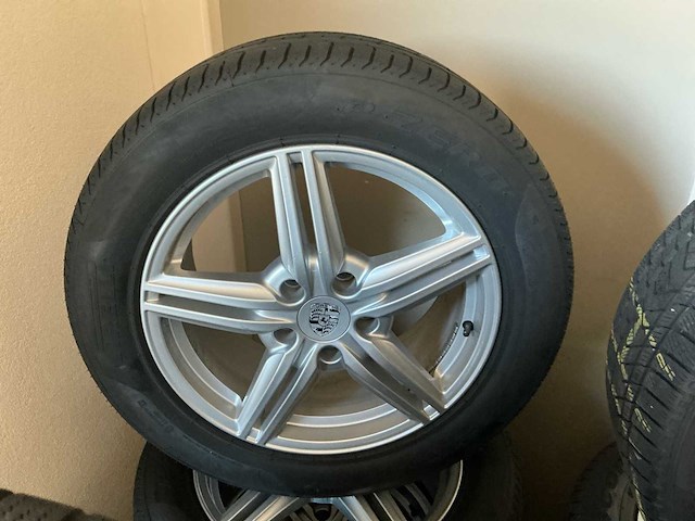 Porsche velg met band (24x) - afbeelding 19 van  20