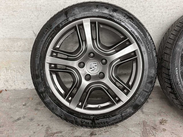 Porsche wielen set (winterbanden) r19 continental - afbeelding 6 van  6