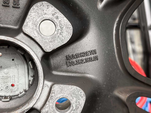 Porsche wielen set (winterbanden) r19 continental - afbeelding 6 van  14