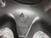 Porsche wielen set (winterbanden) r19 continental - afbeelding 2 van  8