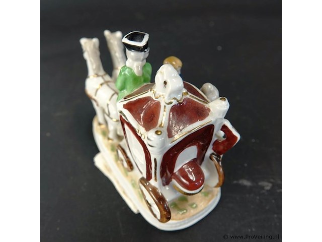 Porseleinen beeld - afbeelding 4 van  5