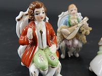 Porseleinen beeldengroepje - afbeelding 3 van  5