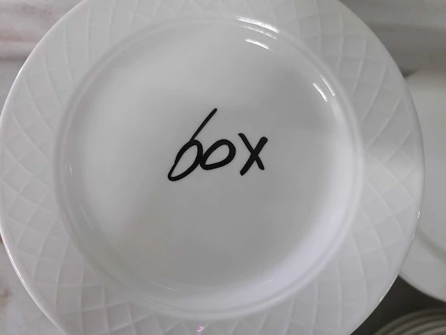 Porseleinen bord (73x) - afbeelding 4 van  8