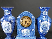 Porseleinen klokkenstel - afbeelding 1 van  5