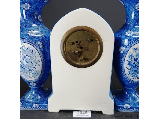 Porseleinen klokkenstel - afbeelding 4 van  5