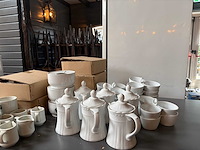 Porseleinen koffiepotten, notenbakken, melkkan en suikerpotten sets - afbeelding 7 van  8