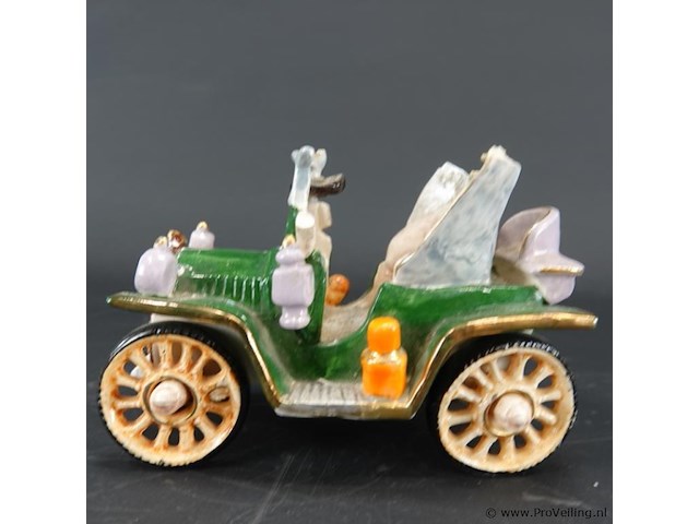Porseleinen oldtimer als op foto's - afbeelding 2 van  5
