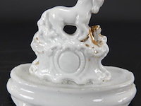 Porseleinen paard - afbeelding 4 van  5