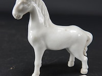 Porseleinen paard - afbeelding 1 van  5