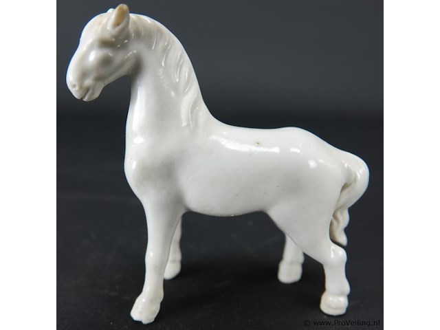 Porseleinen paard - afbeelding 2 van  5