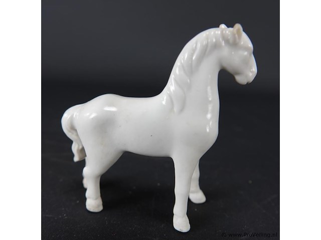 Porseleinen paard - afbeelding 4 van  5
