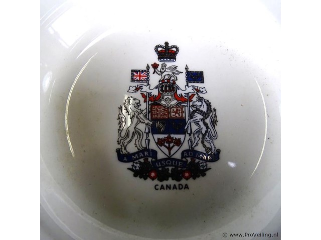 Porseleinen sierbord - afbeelding 3 van  5