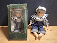 Porselijne poppen 2x jongen plusminus 40 cm - afbeelding 2 van  3