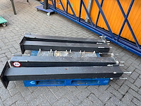 Portaalkraan 4 meter 1600kg. - afbeelding 6 van  9