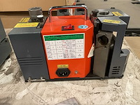 Portable drill bit and mill cutter grinder - afbeelding 2 van  4