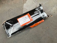 Portable electrical hand light - afbeelding 1 van  2