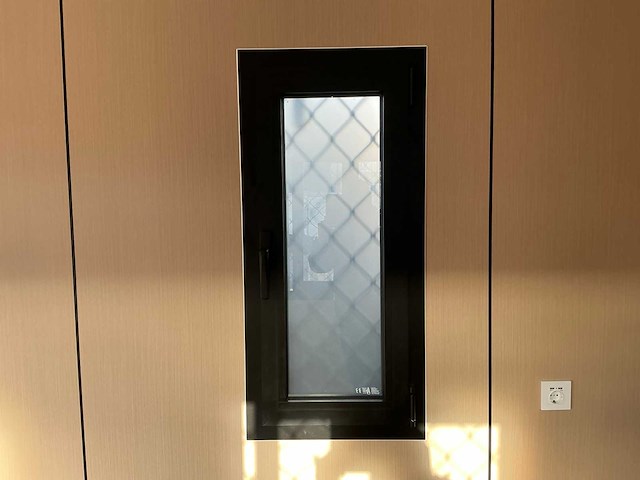 Portable home met 2 woonruimtes / 40 ft high cube - 12 meter containerwoning - afbeelding 17 van  28