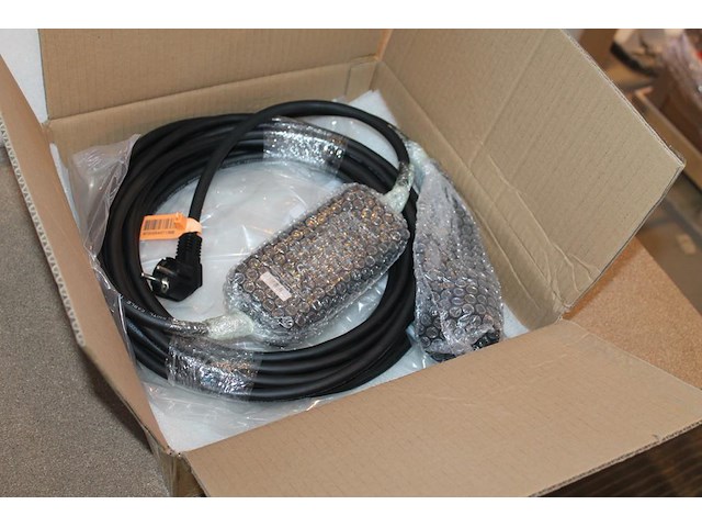 Portable laadkabel 10 meter. schuco (230v) naar type2. - afbeelding 1 van  2