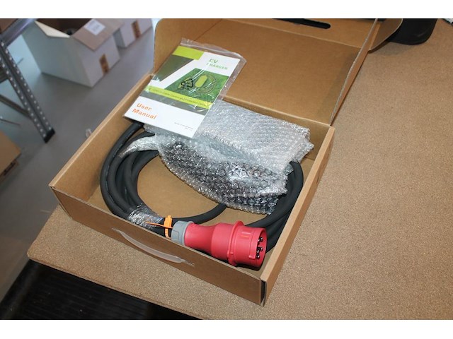 Portable laadkabel 7 meter. cee16 rood naar type2. - afbeelding 1 van  2