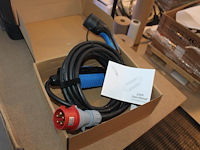 Portable laadkabel 7 meter. cee32 rood naar type2. 22kw. - afbeelding 1 van  2