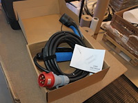 Portable laadkabel 7 meter. cee32 rood naar type2. 22kw. - afbeelding 1 van  2