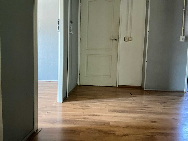 Portakabin - metalen 4-delige geschakelde woonunit - afbeelding 24 van  102