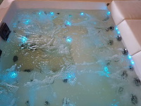 Portcril 5 persoons jacuzzi en buitenspa - afbeelding 5 van  10
