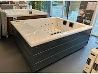 Portcril 5 persoons jacuzzi en buitenspa - afbeelding 17 van  19