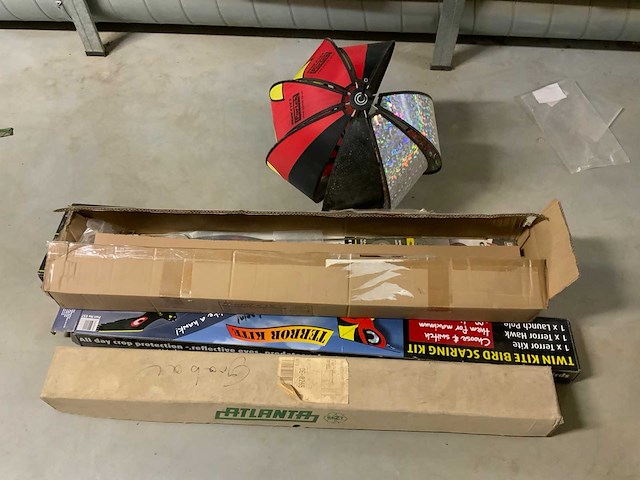 Portek terror kite vogelverschrikker set - afbeelding 1 van  3