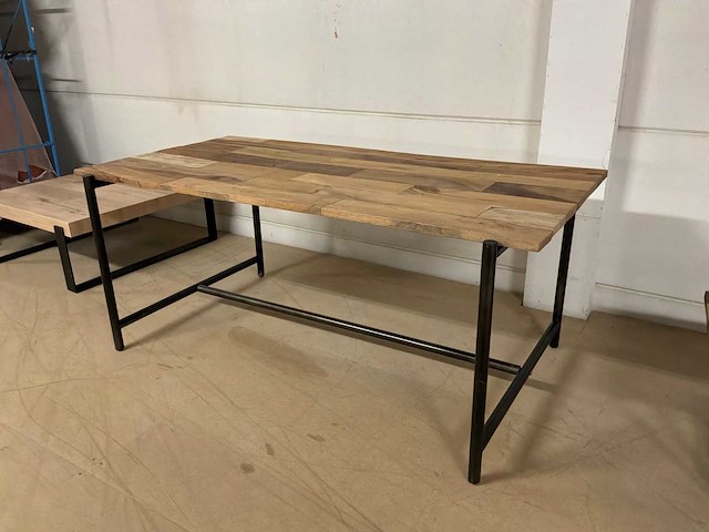 Porto eetkamertafel - afbeelding 1 van  9