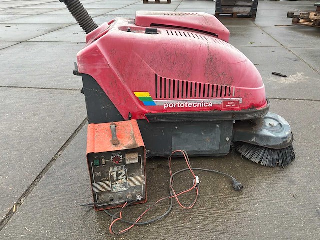 Portotecnica lion 8000me veegmachine - afbeelding 8 van  8