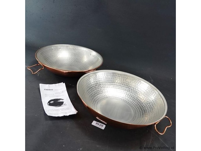 Portugese handgehamerd koperen cataplana pan - afbeelding 4 van  5