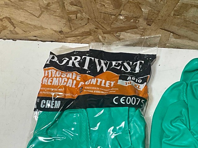 Portwest chemisch bestendige veiligheidshandschoenen maat 10/xl - afbeelding 2 van  5