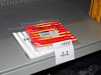 Portwest reflecterende helm stikkers wit en rood in twee verpakkingen. 10 stuks per verpakking - afbeelding 2 van  2