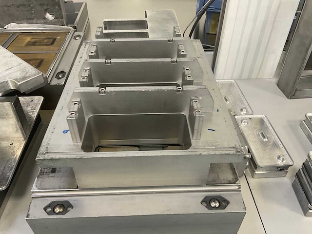 Post multivac r240 matrijs-vormdelen - afbeelding 3 van  6