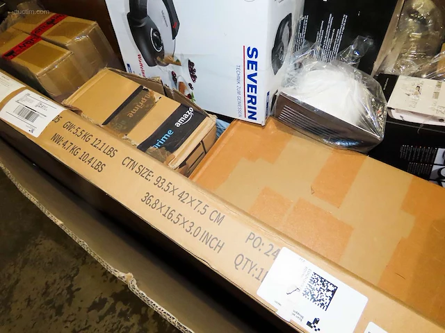 Postpakketten, retouren & overstock - 132 kg - afbeelding 2 van  18