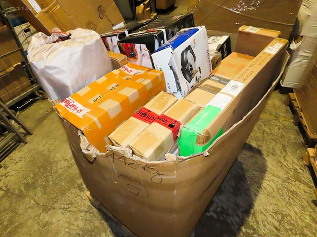 Postpakketten, retouren & overstock - 132 kg - afbeelding 5 van  18