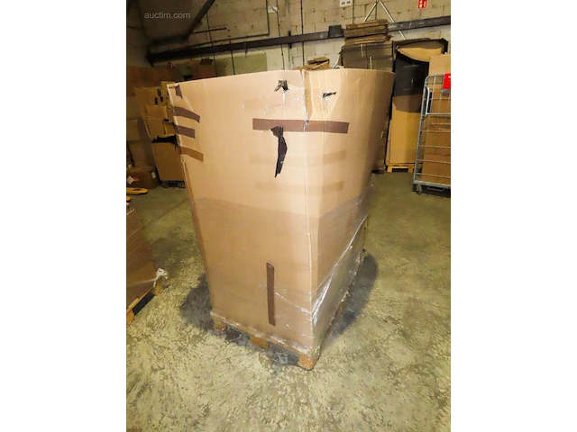 Postpakketten, retouren & overstock - 132 kg - afbeelding 5 van  17