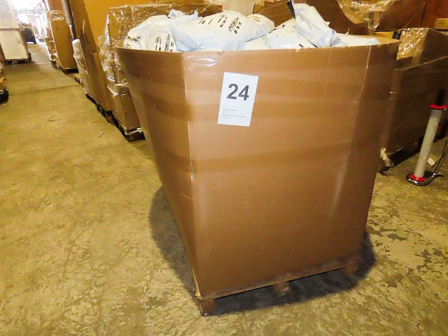Postpakketten, retouren & overstock - 141 kg - afbeelding 4 van  12