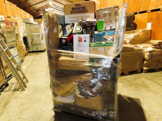 Postpakketten, retouren & overstock - 270 kg - afbeelding 1 van  16